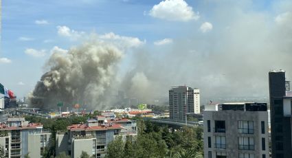 Cerrada circulación en Periférico Sur por incendio en Galerías El Triunfo