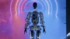 Tesla cierra difícil trimestre: Optimus no convence y no llegan los autos eléctricos