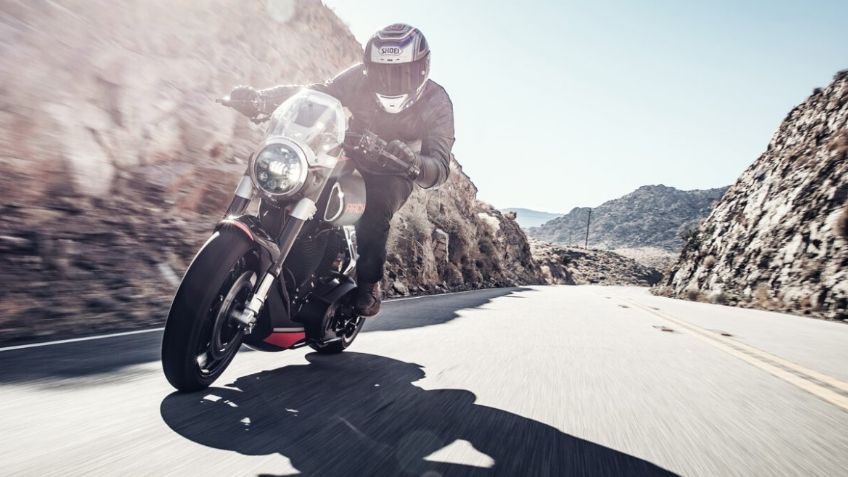 La marca de motos de Keanu Reeves hace una moto de más de 2.6 millones de pesos mexicanos