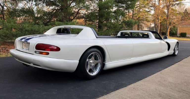 limo dodge viper