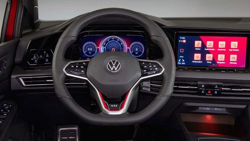 Volkswagen admite su error: volverá a botones físicos en los volantes en 2023