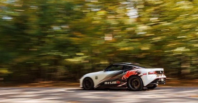 Exterior del Nissan Z con accesorios NISMO