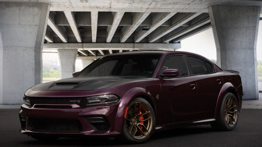 ¿Dodge se aferra al motor de combustible para sus muscle cars hasta 2024?