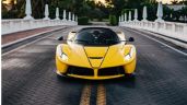 Don Huayra y el Ferrari que tiene firmado por Carlos Sainz ¿y Charles Leclerc?
