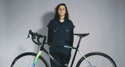 ¿Cómo elegir una bicicleta para mujer?: Eli Acosta de Básica Studio te da las claves