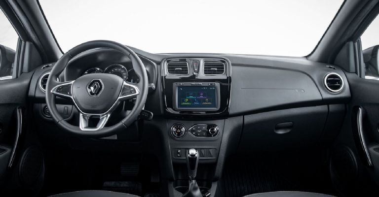 Renault Logan 2023 interiores