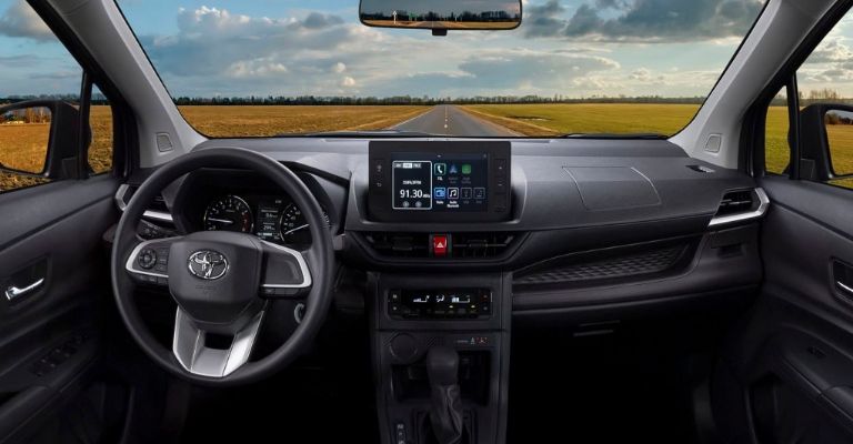 Interior de la Toyota Avanza 2022