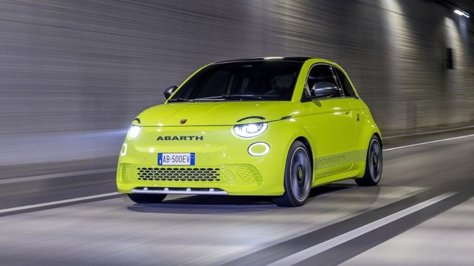 Este es el nuevo hatchback eléctrico: Abarth 500e