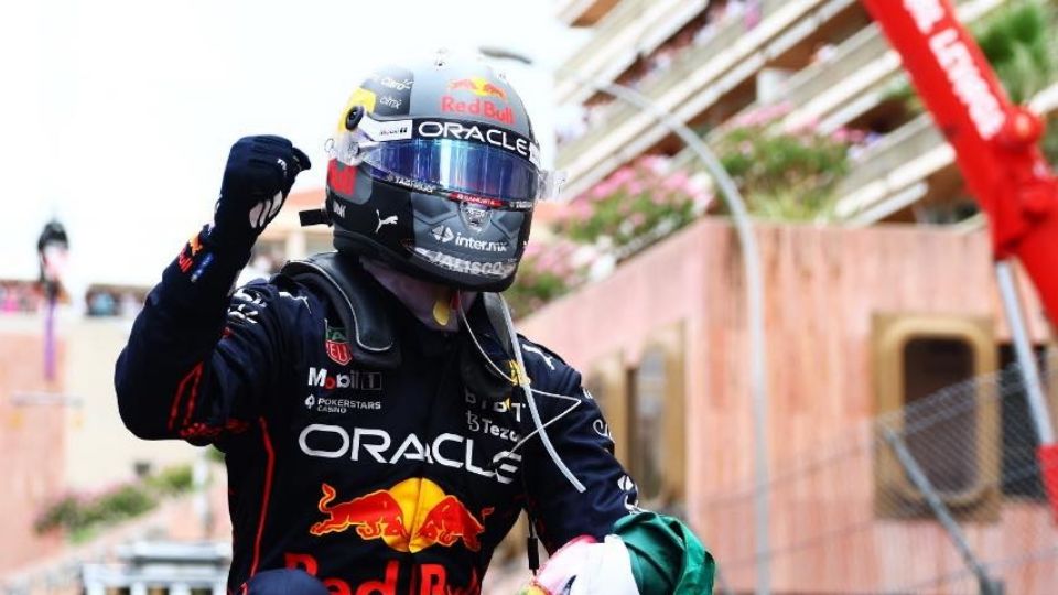 Checo Pérez casco Black Panther GP de Brasil 2022.