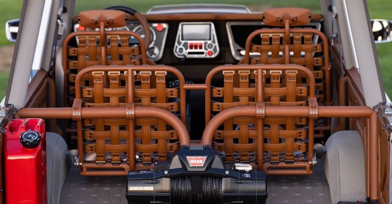 Interior del Chevrolet K5 Blazer por Ringbrothers