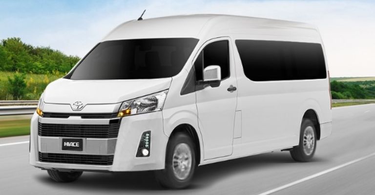 Exterior de la Toyota Hiace 2022