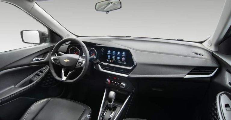 Interior de la Chevrolet Montana 2023