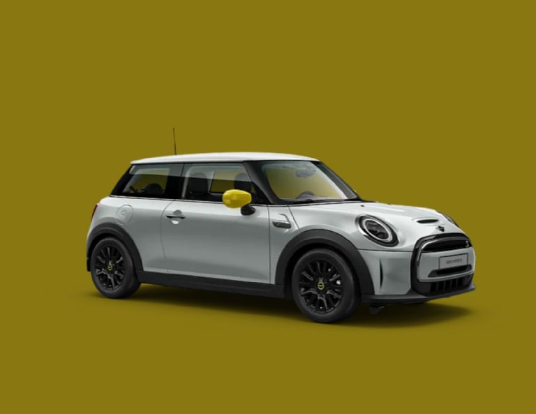 Lionel Messi, Antonella Roccuzzo, Automóviles eléctricos, MINI Cooper SE eléctrico