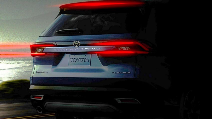 La Toyota Grand Highlander 2024 ya tiene fecha de estreno: esto debes saber