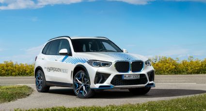 BMW iX5: El SUV con una pila de combustible de hidrógeno