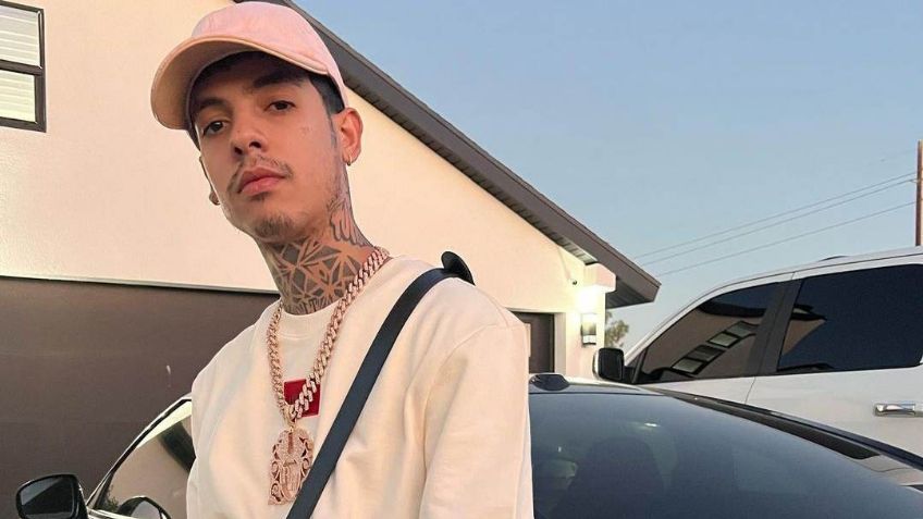 Natanael Cano se recupera en su casa del accidente en motocicleta que sufrió