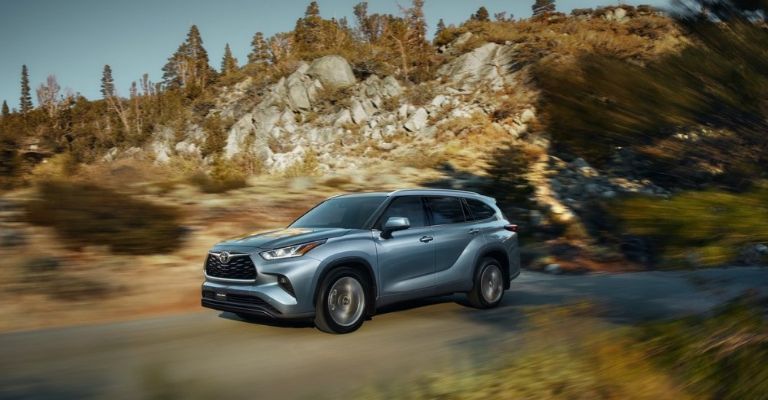 La Toyota Highlander 2022 es una SUV moderna