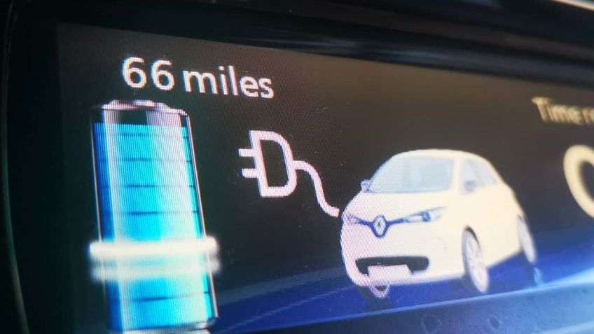 ¡Con estiércol! Auto eléctrico rompe récord de km recorridos