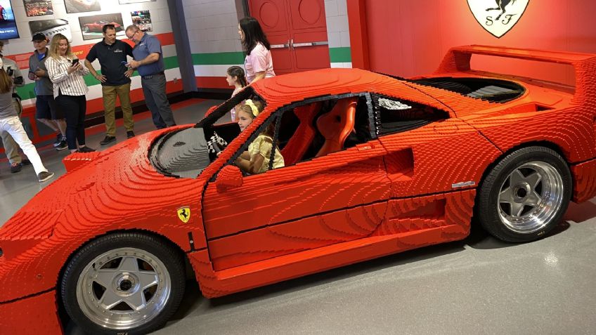 Conoce el LEGO F40, el Ferrari hecho de Legos que ya está en California