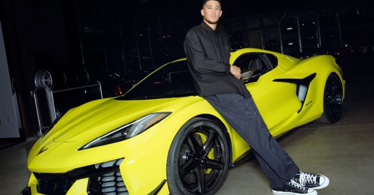 El Chevrolet Corvette de Devin Booker