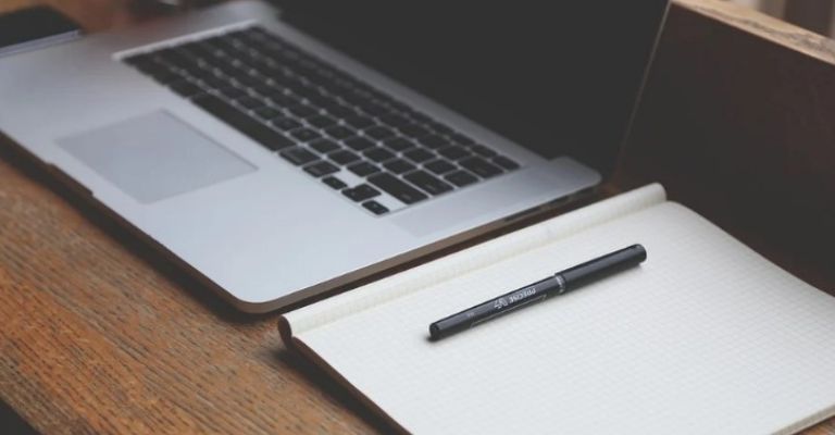 Como último, deja las plataformas en línea