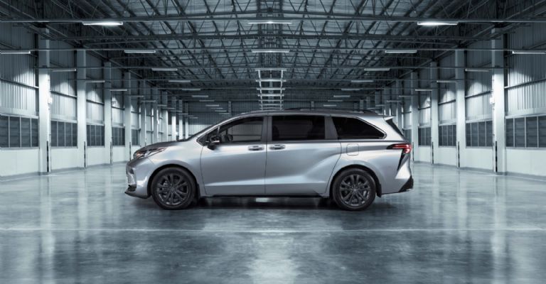Toyota Sienna 2023