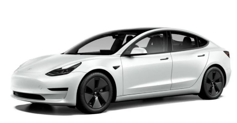 Costado del Tesla Model 3 2022