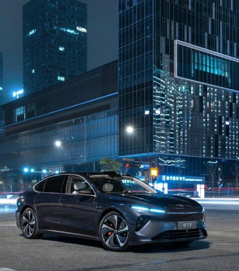 Nio ET7