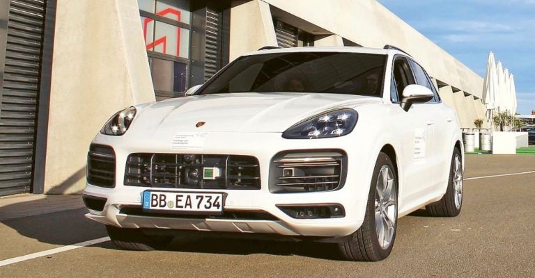 Porsche Cayenne 2022