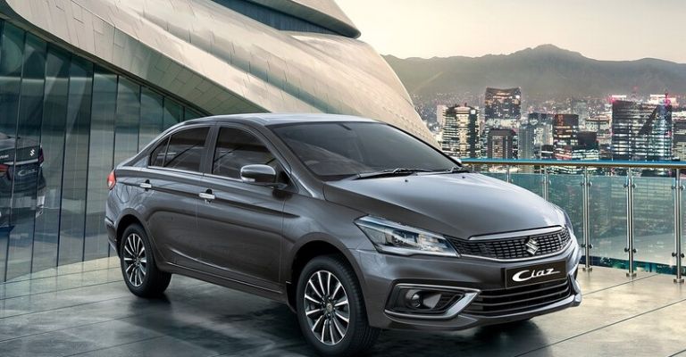 El Suzuki Ciaz 2022 es un sedán compacto