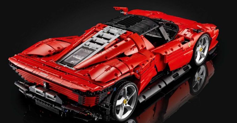 Parte trasera del Lego Technic Ferrari Daytona SP3