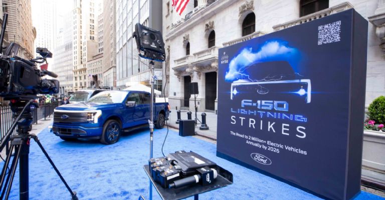 Ford F-150 Lightning