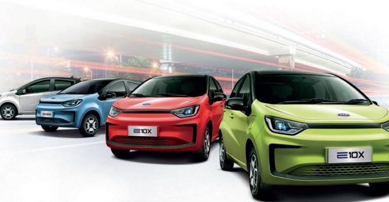 El JAC E 10X cuesta el doble del auto más barato