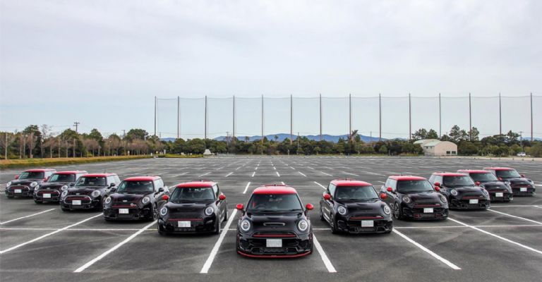 MINI flota de autos