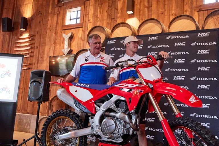 Honda motocross