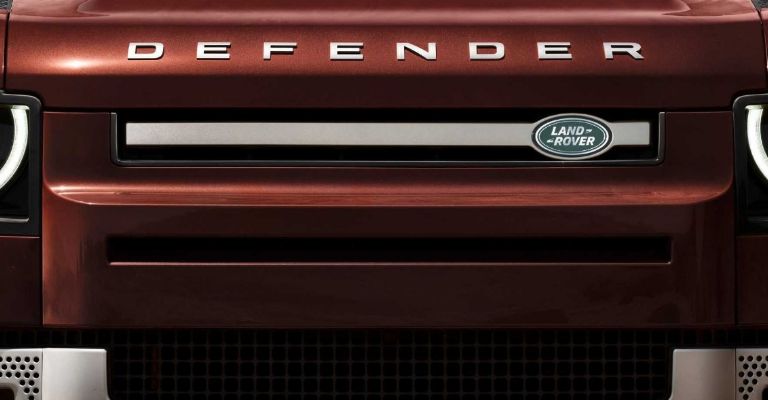 Parrilla de la Land Rover Defender 130 2023