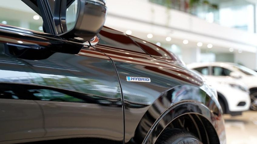 ¿Qué mantenimiento se le da a un carro híbrido?