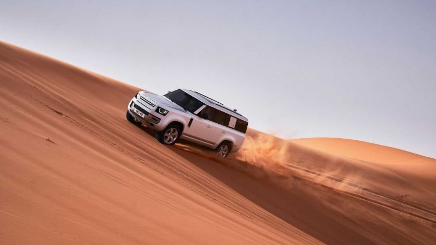 La Land Rover Defender 130 2023 estrena versión para 8 pasajeros