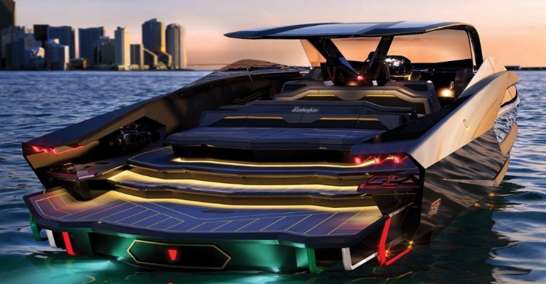 yate Lamborghini