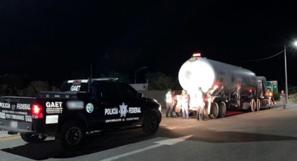 Cómo usar las luces al conducir de noche en carreteras federales