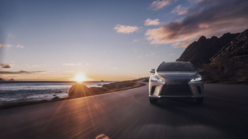 Lexus vuelve a sus raíces crossover con la nueva generación del RX, ahora híbrido