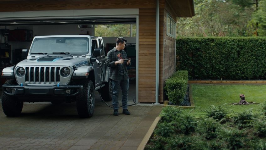 Jeep protagoniza un divertido comercial de la película Jurassic World Dominion