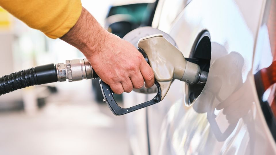 Ahorrar combustible es posible si sigues estos consejos.