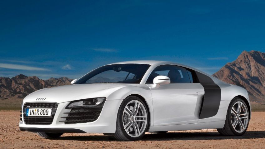 Un Audi R8 se estrella contra un local en la alcaldía Benito Juárez