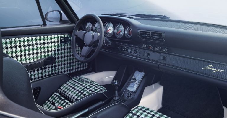 Interior del Singer Turbo Study Reimagined