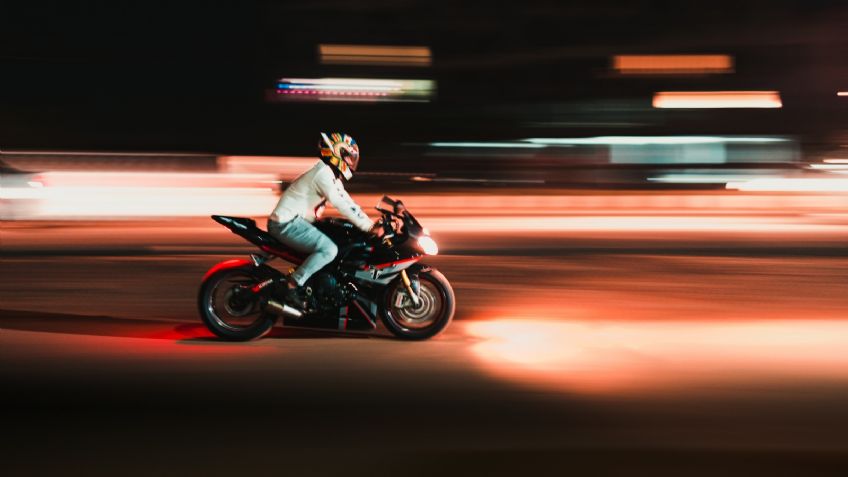 ¿Cuándo se hace el primer servicio de una moto?