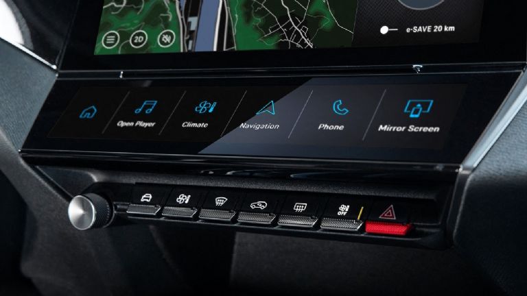 Peugeot 408 interior