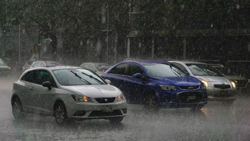 ¿Cómo limpiar un auto después de la lluvia?