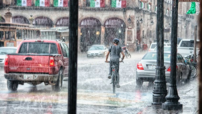 5 consejos para manejar bicicleta bajo la lluvia