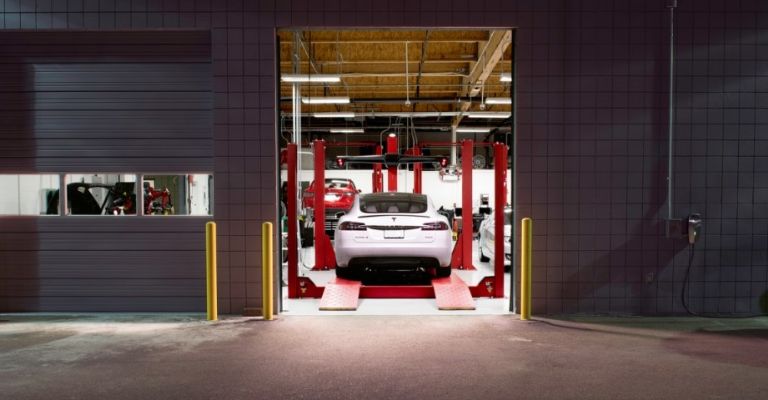 Servicio de mantenimiento Tesla